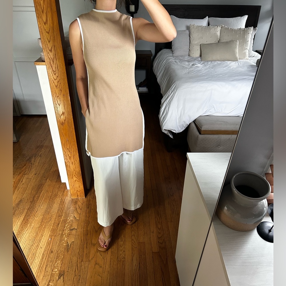 Brand new ribbed Dissh Tunic top